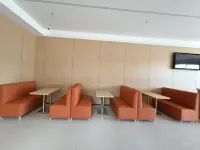 Pacific Business Hotel (Guixi Xinghe Jiayuan) - 2-Star