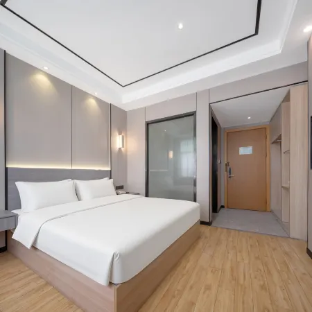 Yuejiang Collection Hotel