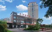 Interstate Honghu Hotel - 3-Star