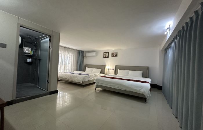 Dongxing Huayaju Apartment