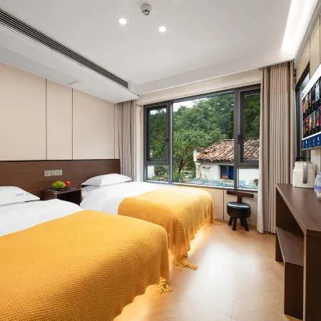 Jiuhua Mountain Fengmianli Minju Homestay (Tiantai Cableway)