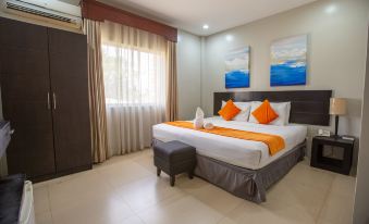 Holiday Suites Palawan