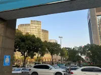 CG E-sports Hotel (Shaoxing Lu Xun Hometown)