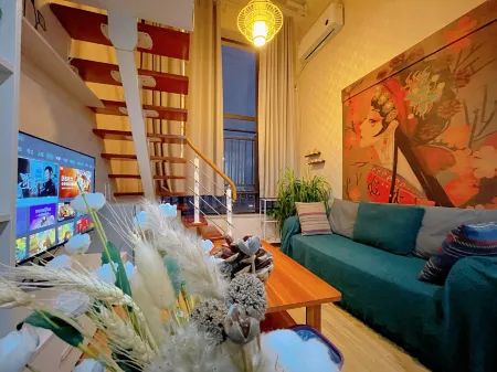 Kunming Yunchao Apartment Отели рядом с достопримечательностью «Kunming University»