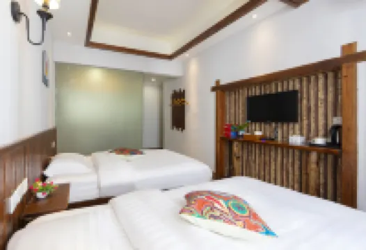 Small Backbasket INN (Zhangjiajie Tianmen Mountain Cableway Station Store)