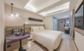 TRUE GO Hotel · Fangze (Beijing Yonghegong Hepingli Beijie Subway Station)