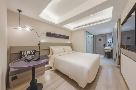 TRUE GO Hotel · Fangze (Beijing Yonghegong Hepingli Beijie Subway Station)