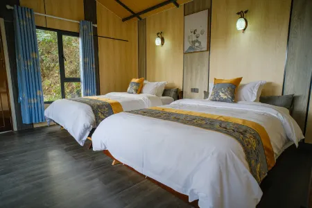 Qingyuan Bijia Mountain Butterfly Valley Homestay Отели рядом с достопримечательностью «Qingyuan Museum»