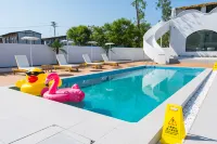 Anji Light Luxury Holiday Homestay - 인피니티 풀