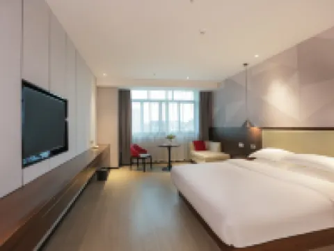 Borrman Hotel (Huaihua Xupu Railway Station) Hotels in Xupu