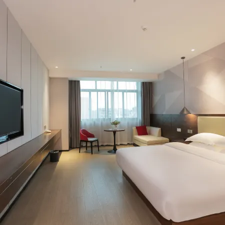 Borrman Hotel (Huaihua Xupu Railway Station)
