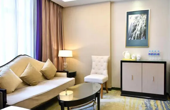 竹溪左岸商務賓館（武陵不夜城廣場公園店）