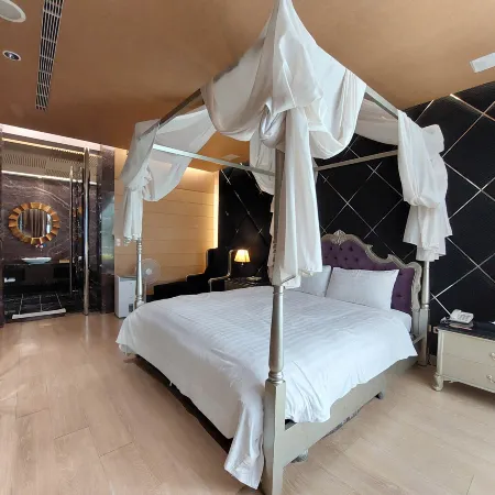 ELYSEES MOTEL