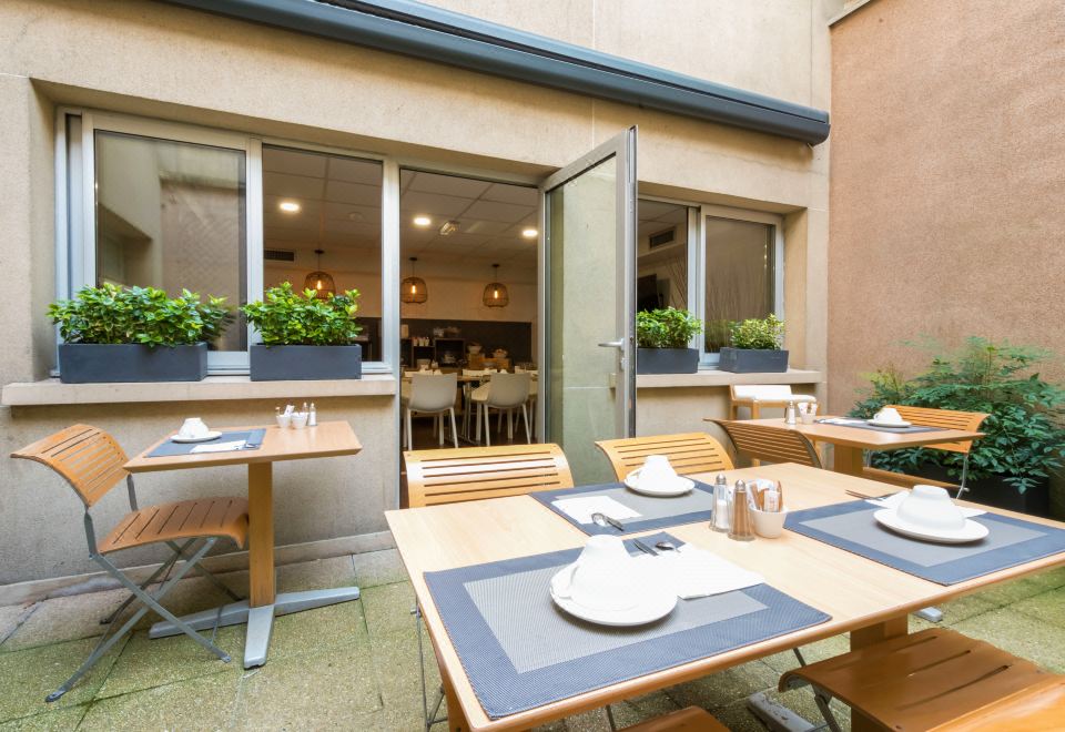 1. 호텔 르 리셰몽..