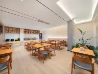 曼楓四季plus飯店（崇左扶綏店） 扶綏住宿飯店