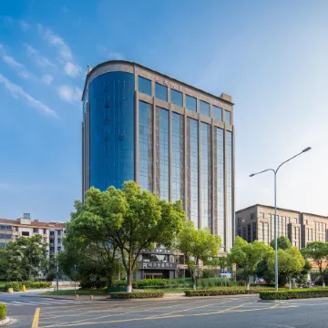Shuotao Rezen Hotel (Jiaxing University Nanhu Scenic Area) Отели рядом с достопримечательностью «Jinjiu Refuge»