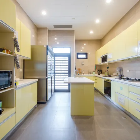 Jiaoxi 320 Homestay Отели рядом с достопримечательностью «Счастливая станция»