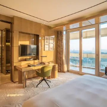 Sheraton Huzhou Taihu Lake Hot Spring Resort & Spa