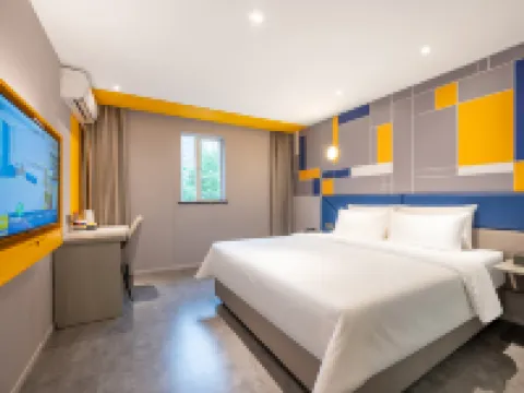 7 Days Inn Wuchang Railway Station Zhongnan Road Dingziqiao Hotels near Baotong Temple