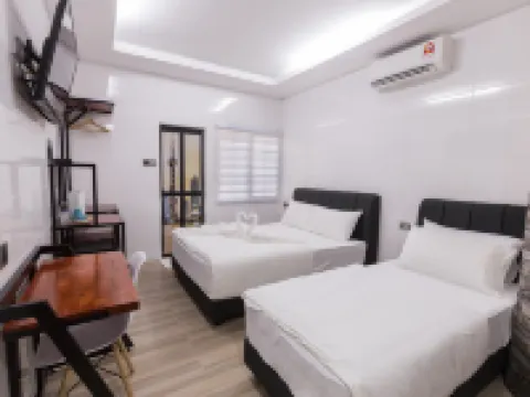 Lee Luxury Home USM Penang Hotels in Gelugor