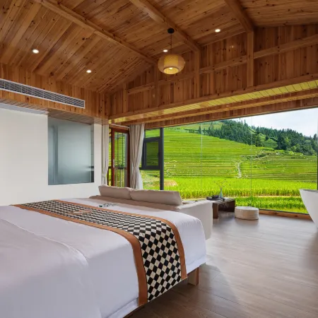 Longji West Window Moon Homestay (Jiulong Wuhu Observation Deck)