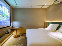 Changzhi Mingde Hotel (Chenghuang Temple Square)