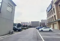 漢庭酒店（孝感萬達廣場店） - 停車場
