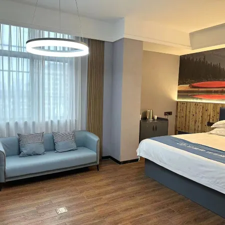Home Inn Huaxuan Collection Hotel (Fuzhou Jinxi County Jinxiu Commercial Building)