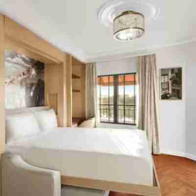 Disney's Riviera Resort Rooms