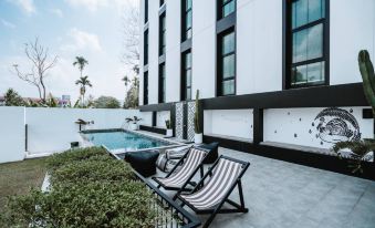 Blu Monkey Hub & Hotel Ranong