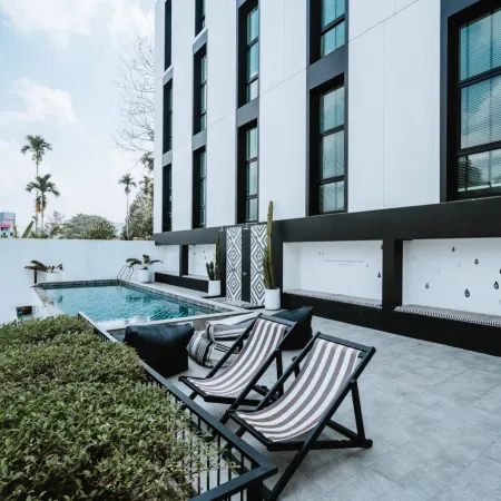 Blu Monkey Hub & Hotel Ranong