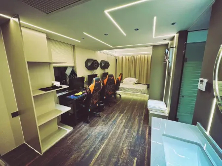 Xuyi Jiangnan E-Sports Hotel Отели рядом с достопримечательностью «First Mountain»