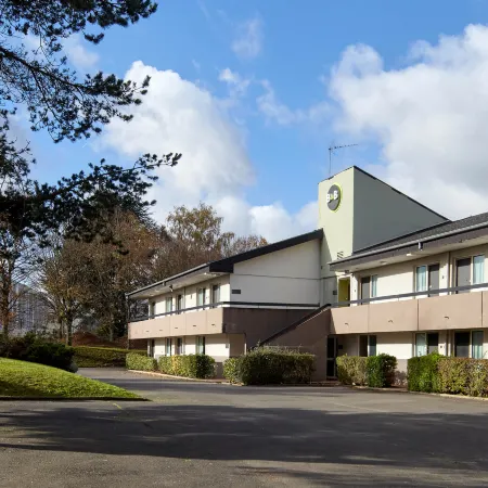 B&B Hôtel Saclay