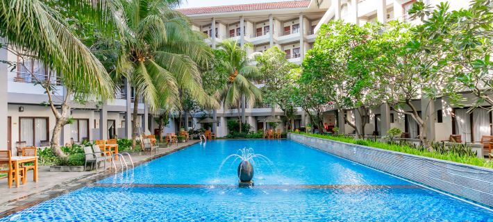 โรงแรมลอมบอกการ์เด้น โรงแรมในมาตารัม