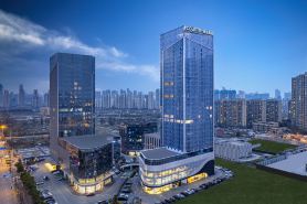 Country Inn & Suites by Radisson(Wuhan High speed Railway Station Happy Valley Branch)