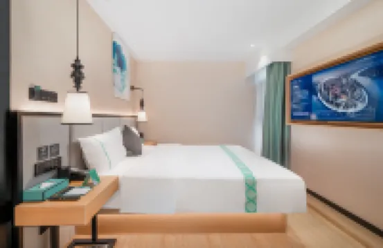 希岸·輕雅酒店（西雙版納景洪告莊星光夜市店） 景洪酒店