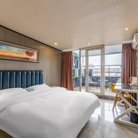 76 Express Hotel (Xinzheng Sias International College) Отели рядом с достопримечательностью «Народная больница Синьцзяна»