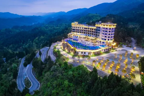 Zhangjiajie Giant Salamander Hot Spring Resort Hotel - Parkering