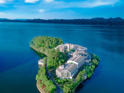 voco THOUSAND ISLAND LAKE