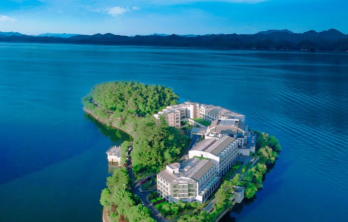 voco THOUSAND ISLAND LAKE