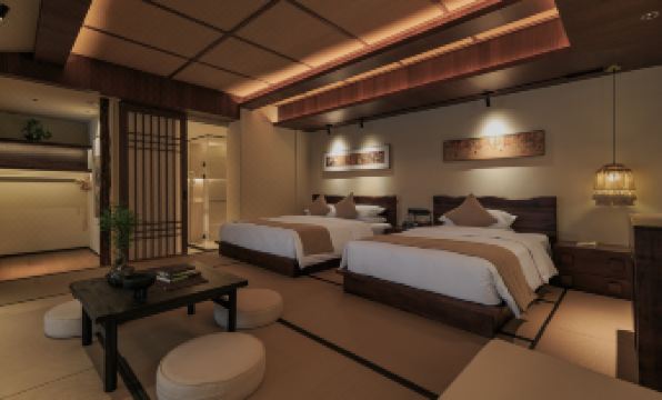 RETURN Courtyard Hotel