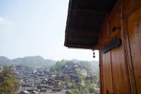 Huayiyuan Panoramic Homestay (Xijiang Qianhu Miaozhai Observation Deck)