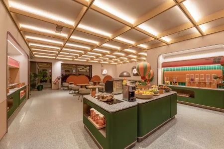 Orange Hotel (Nanjing Liuhe Longchi Metro Station) Отели рядом с достопримечательностью «Wanshougong»