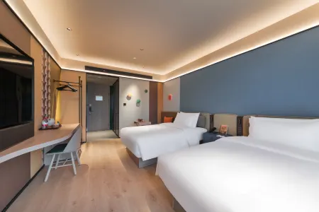 Orange Hotel (Tianjin Wuqing Florence Town Hotel)