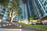 The BASE Central Pattaya by Tai Youzai