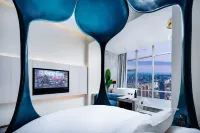 Chongqing Ting high altitude riverview hotel