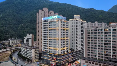 Zhen an Binyue Hotel
