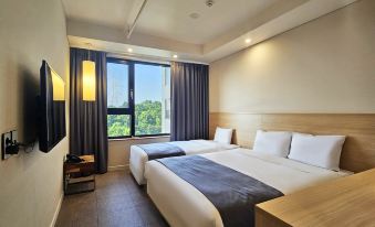 JK Blossom Hotel