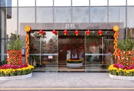 Hainaibian Apartment (Gongbei Port)