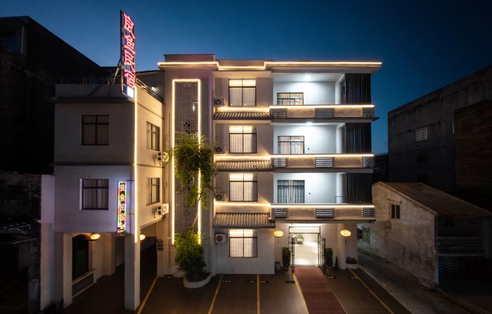 Liangyu Homestay (Beihai Old Street Scenic Area High-speed Railway Station)